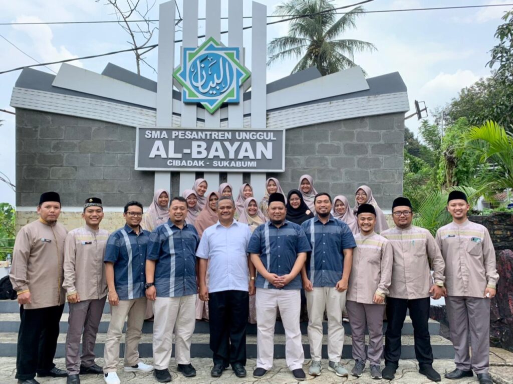 SMA Albayan Menerima Kunjungan Studi Banding SMA Binaan Daarut Tauhiid